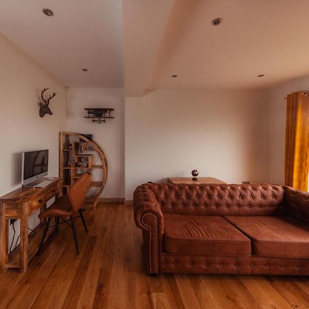 Luxury Cottage With Stunning Views By Fairy Pools 4 Carbost  Exteriör bild