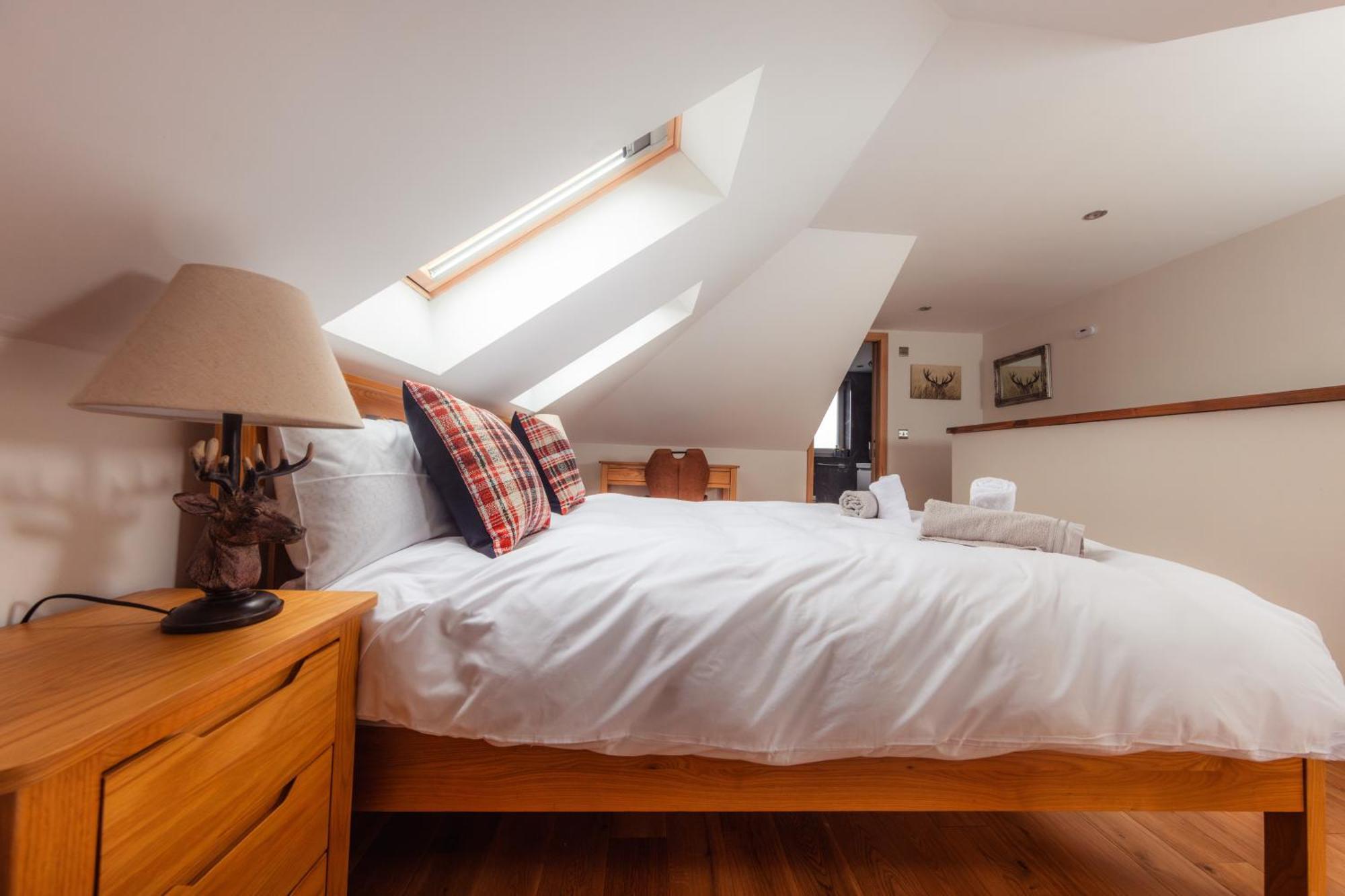 Luxury Cottage With Stunning Views By Fairy Pools 4 Carbost  Exteriör bild