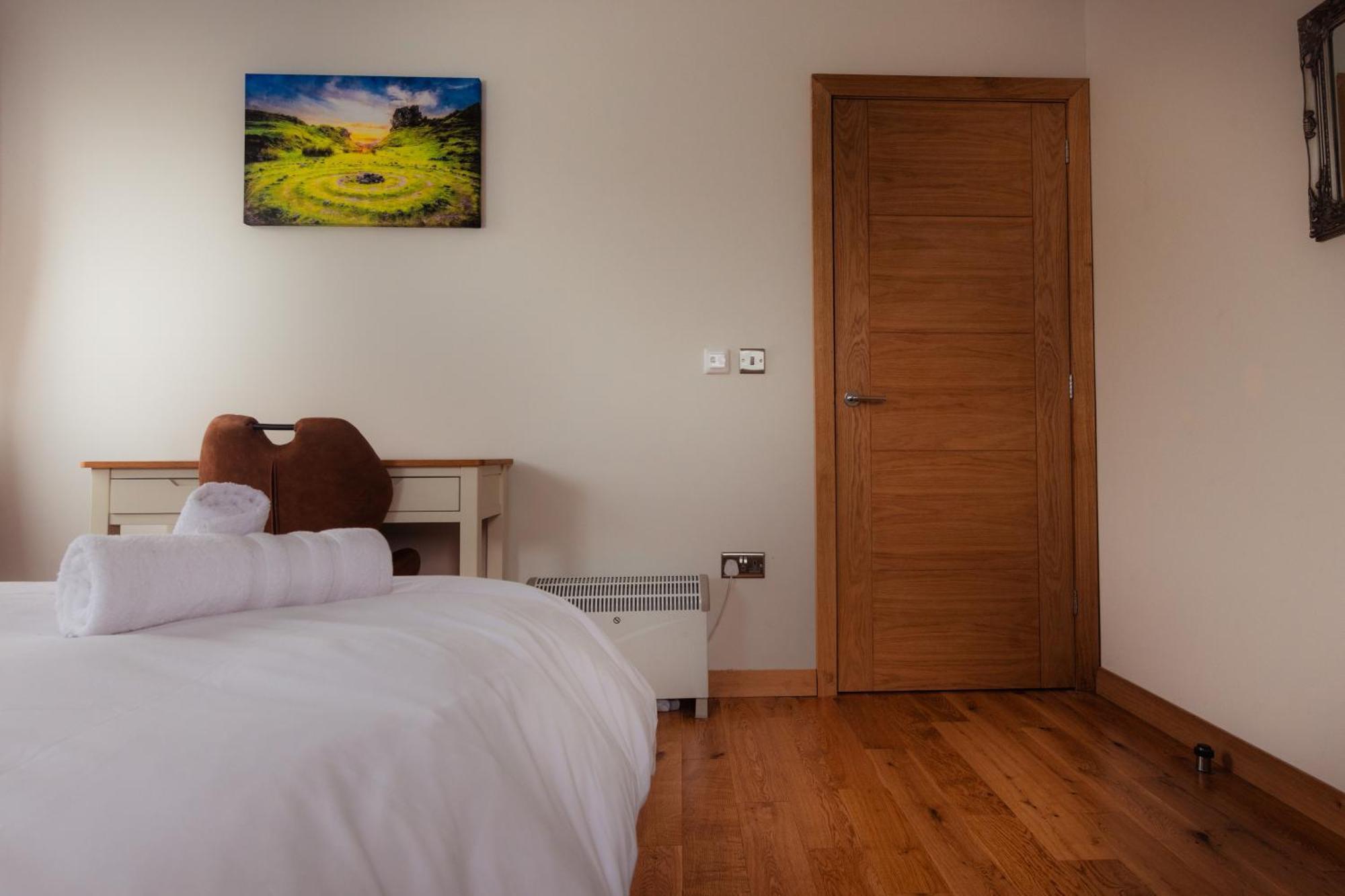 Luxury Cottage With Stunning Views By Fairy Pools 4 Carbost  Exteriör bild